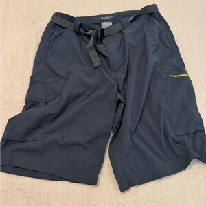 Columbia PFG omni shade shorts size 36 Cargo